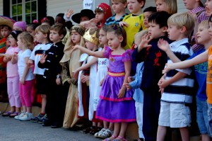 Primary Students Perform at International Festival